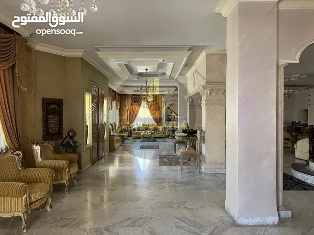 1050 m2 More than 6 bedrooms Villa for Sale in Amman Khalda