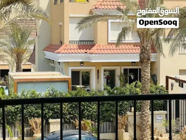 فيلا دورين امام مدينتي وابراج طلعت مصطفي ( The Spine ) في قلب القاهرة الجديدة تقسيط علي 10 سنوات