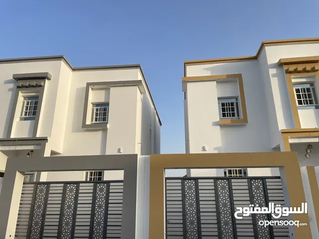 310m2 More than 6 bedrooms Villa for Sale in Muscat Amerat