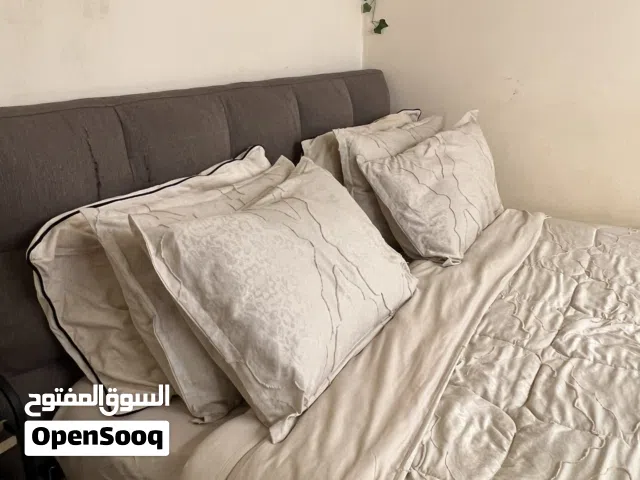 للبيع اثاث مستعمل