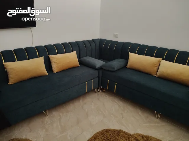 صالونات عدد 2 + طاولة اكل