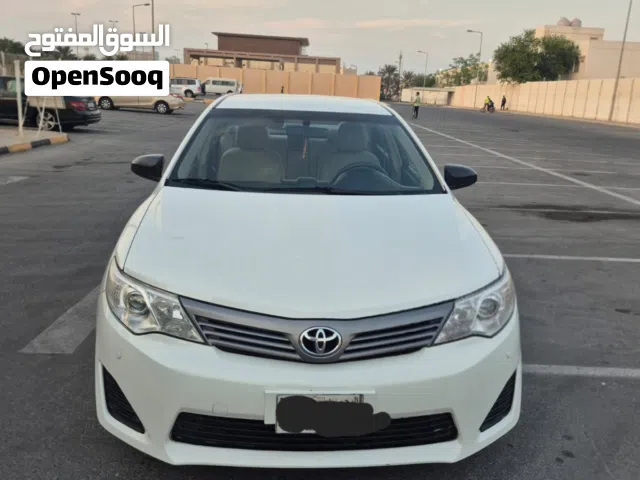 TOYOTA CAMRY GL 2012