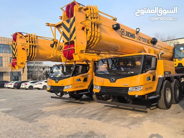 XCMG 100 TON BRAND NEW MOBILE CRANE