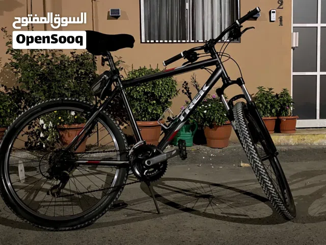 دراجه هوائية Trek 820 مقاس 26 استعمال نظيف بحاله ممتازه