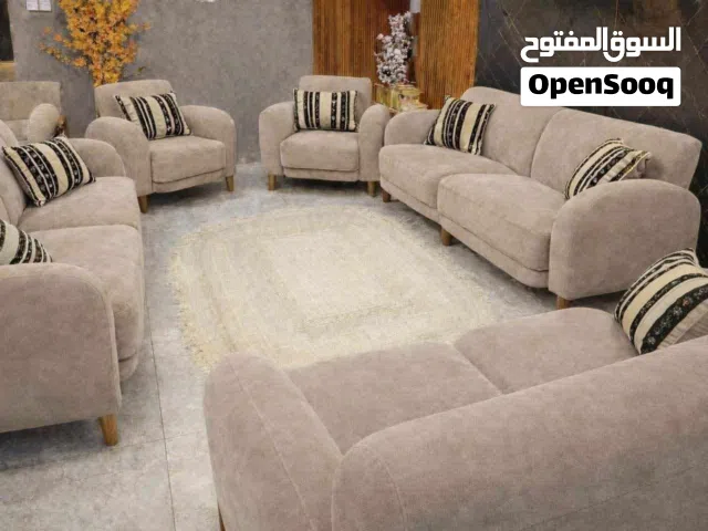 تخم اجمل وارقى الموديلات متوفر بجميع الالوان والاقمشه حسب الطلب ونشتغل حسب الطلب الاسعار مختلفه