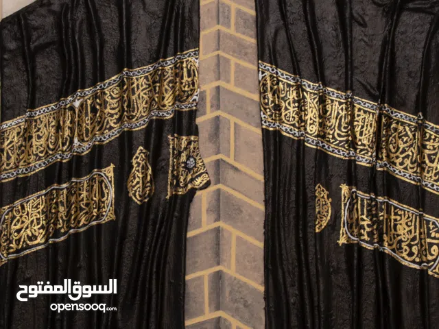 لوحات جدارية مرسومة يدوياً بأجود الوان الاكريليك