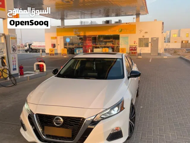 Used Nissan Altima in Muscat