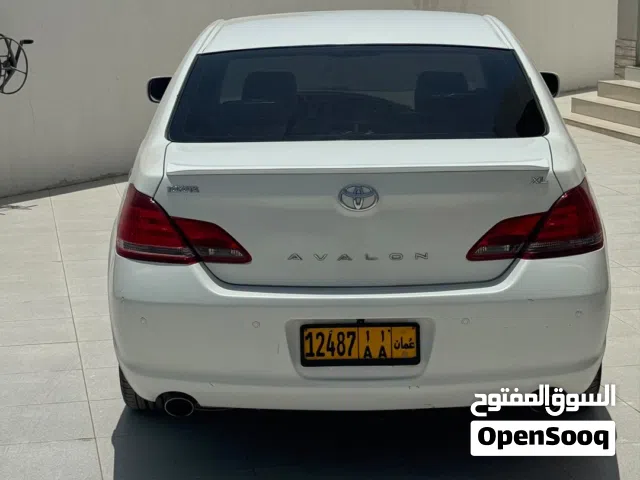 2008 Toyota Avalon XLS
