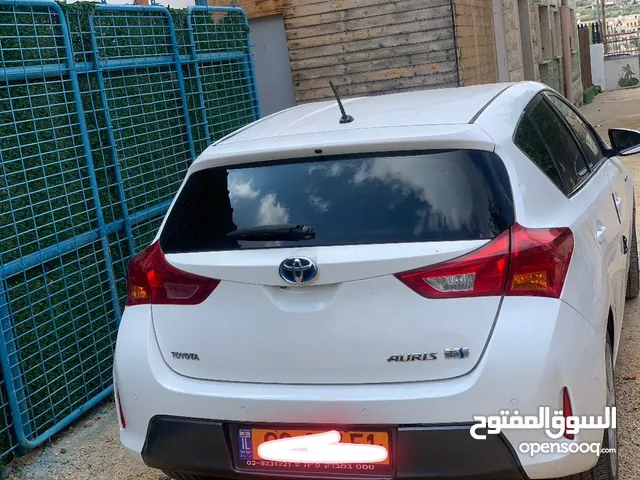 Used Toyota Auris in Ramallah and Al-Bireh