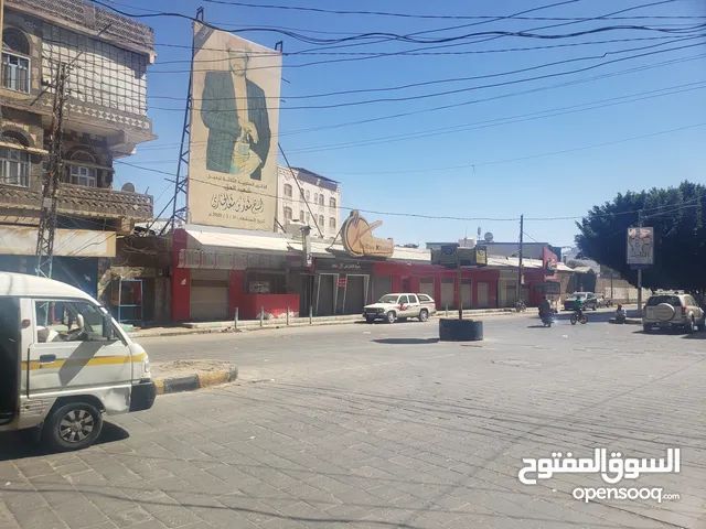 مطعم مساحة 1500 متر للبيع