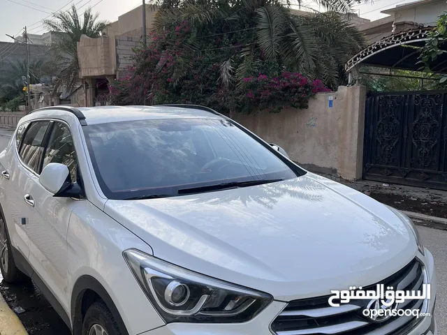 Used Hyundai Santa Fe in Basra