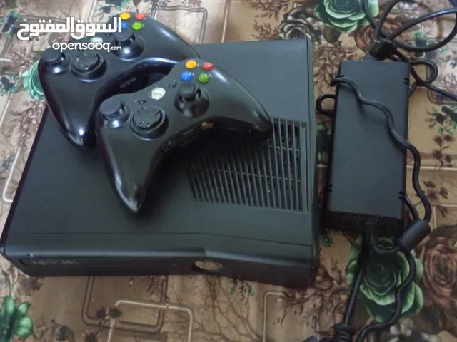 XBOX 360معاه العاب اسطوريه فيفا وgta