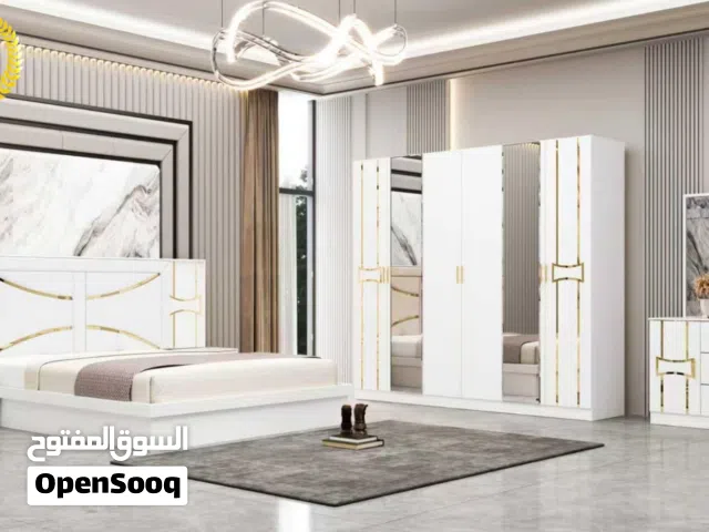 طقم غرفة نوم مودرن جبرين فاخرة باللون الأبيض والذهبي - J-6128