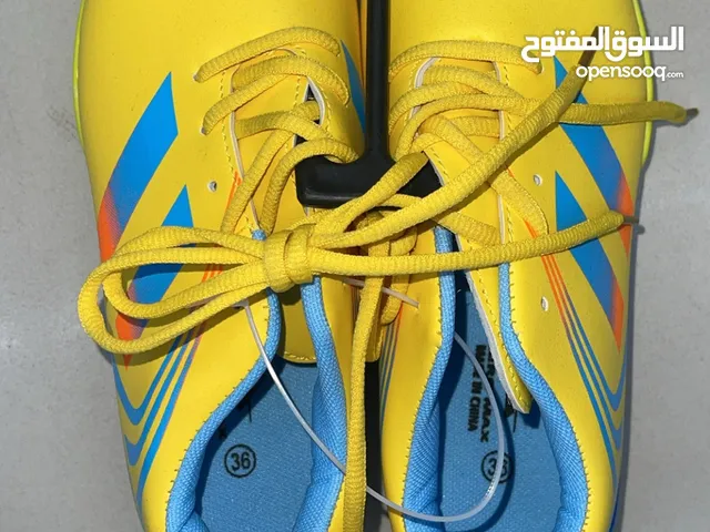 45 Sport Shoes in Aden