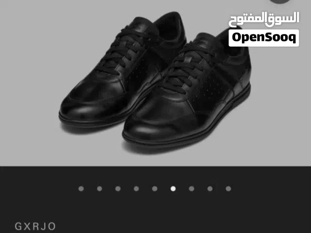 شوز جيوكس جديد مع الكرتونه الأصليه