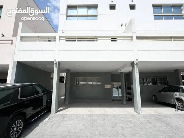 116m2 3 Bedrooms Apartments for Sale in Muharraq Muharraq City