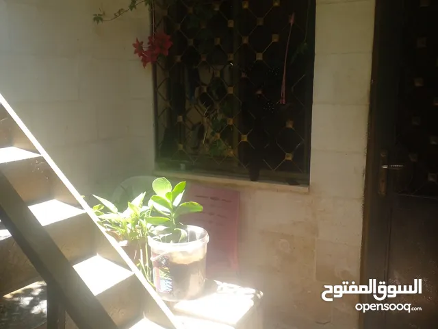 170 m2 4 Bedrooms Apartments for Sale in Amman Al Yadudah