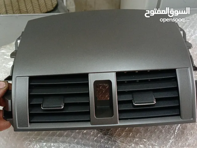 للبيع فتحات مكيف تويوتا كورولا تويوتا كامري يوجد لدينين شمسيات