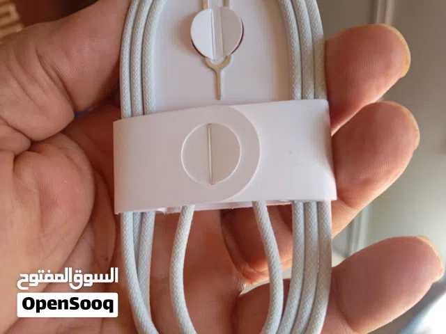 Apple iPhone 16 Pro 512 GB in Dubai