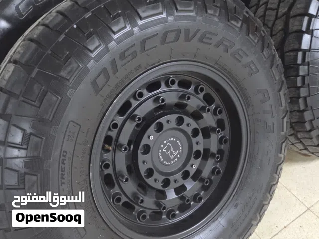 4 رنجات بلاك راينو اصلية مقاس 17 مع تواير كوبر اصلية 315/70/17 للرام كلاسيك RAM1500 CLASSIC