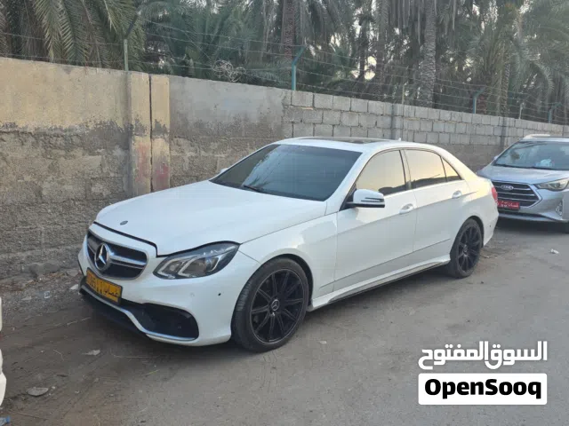 Used Mercedes Benz E-Class in Al Dakhiliya