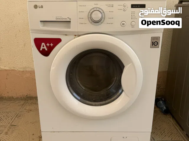 غسالة LG اوتوماتيكية حجم كبير بحاله ممتازة بدون اعطال او مشاكل للبيع