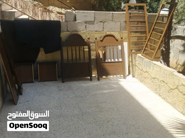 سرير اطفال للبيع