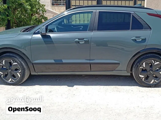 2024 Kia Niro SX Touring