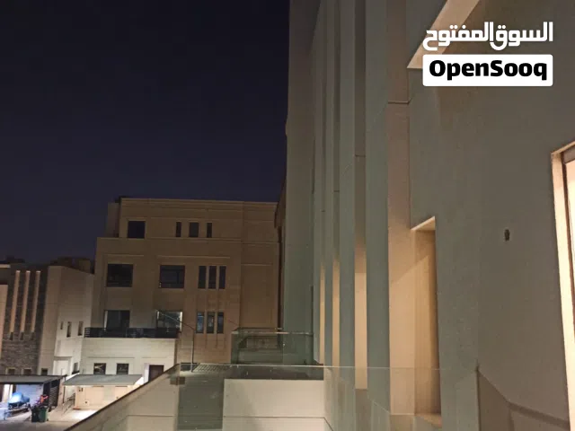 300 m2 4 Bedrooms Apartments for Rent in Mubarak Al-Kabeer Abu Ftaira