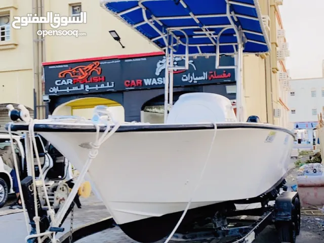 قارب نزهة ورحلات صيد -مشروع استثماري  فردي او للفنادق او الشركات السياحية