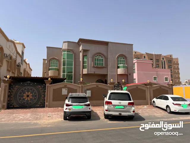 320 m2 5 Bedrooms Villa for Sale in Ajman Al Rawda