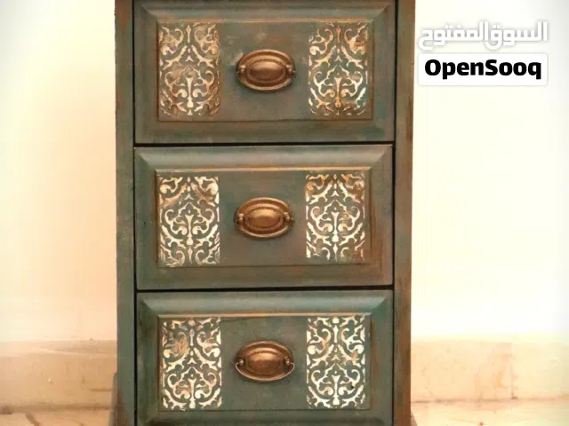 وحدة ادراج مستعمل مدهونه باليد للبيع