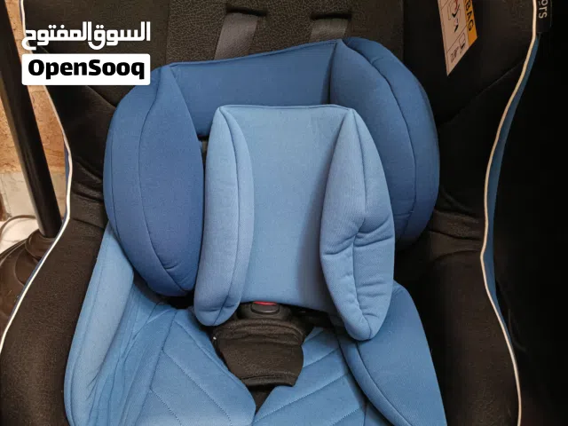 كرسي سيارة جديد للأطفال من 1الى 6سنوات وقابل للتفاوض في السعر