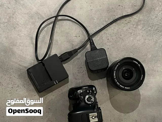 كاميرا كانون 600d مع شاحن وعدسة زوم 200