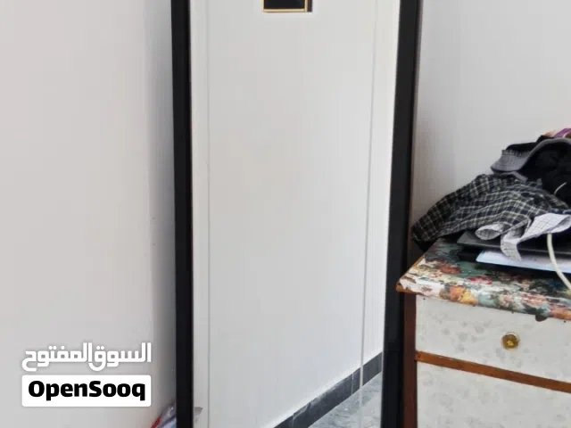 مرايه حجم كبير قويه ونظيفه