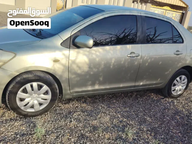 ياريس تيوتا 2007 نضيف