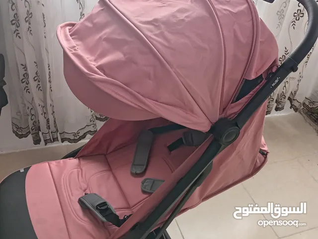 عربة أطفال ماركة كيندر كرافت جديده... مستعمله استعمال خفيف جدا بسعر مغري ومناسب