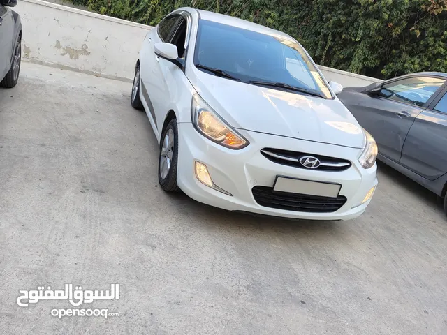 هونداي اكسنت 2015