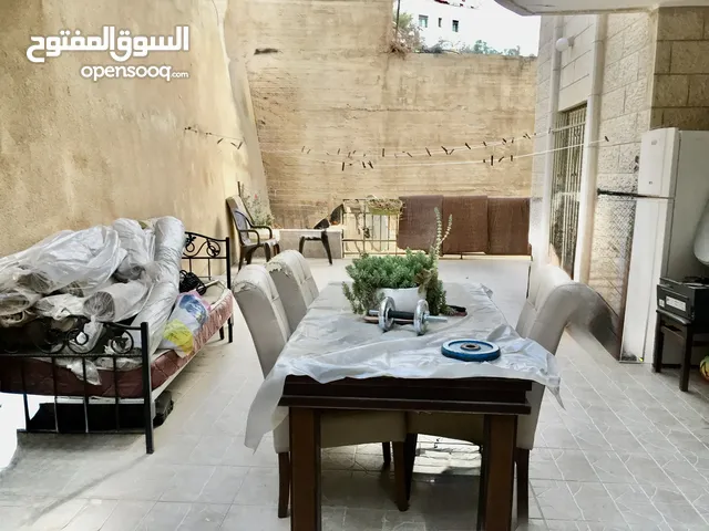 شقة للبيع مع حديقة في عين مصباح