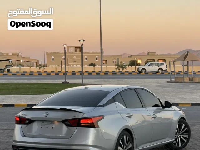 Used Nissan Altima in Al Dakhiliya
