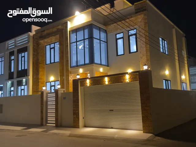 344 m2 5 Bedrooms Villa for Rent in Muscat Al-Hail