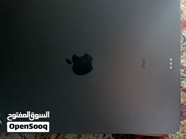Apple iPad pro 3 256 GB in Buraimi