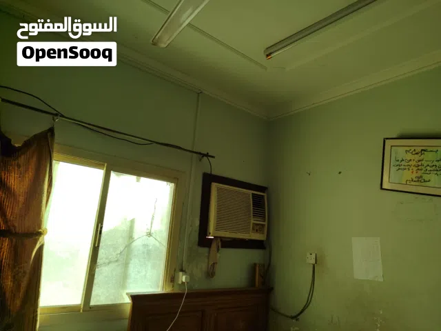 60 m2 2 Bedrooms Apartments for Rent in Muharraq Muharraq City