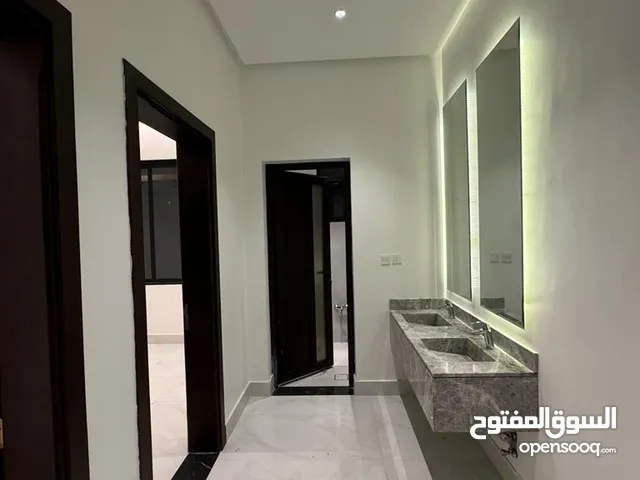 شقة للايجار السنوي 25000 الرياض حي العليا