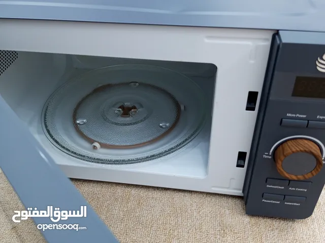 Microwave oven Swan