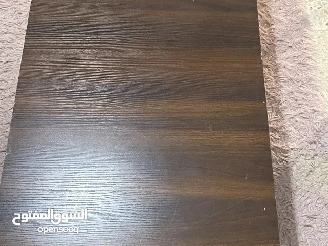 طاوله خشب لاتِ كثير ممتازه