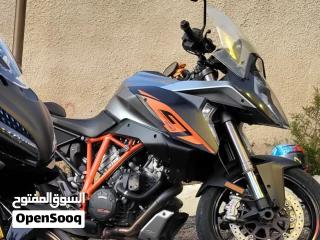 2017 KTM 1290 Super Duke GT