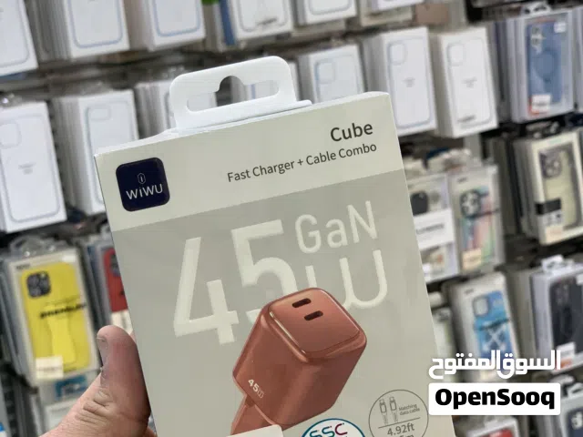 شاحن كامل wiwu مكفول سنه ونص 45w