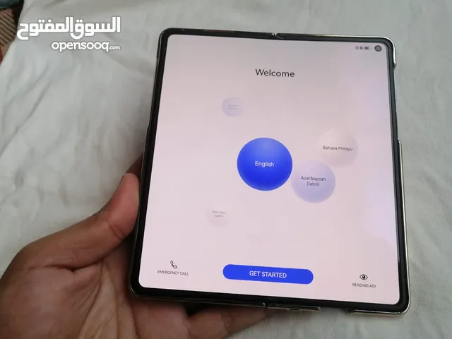 للبيع Huawei Mate X3 – شاشة قابلة للطي – حالة ممتازة سعر حرق