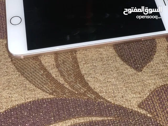 Apple iPhone SE 2 Other in Zawiya